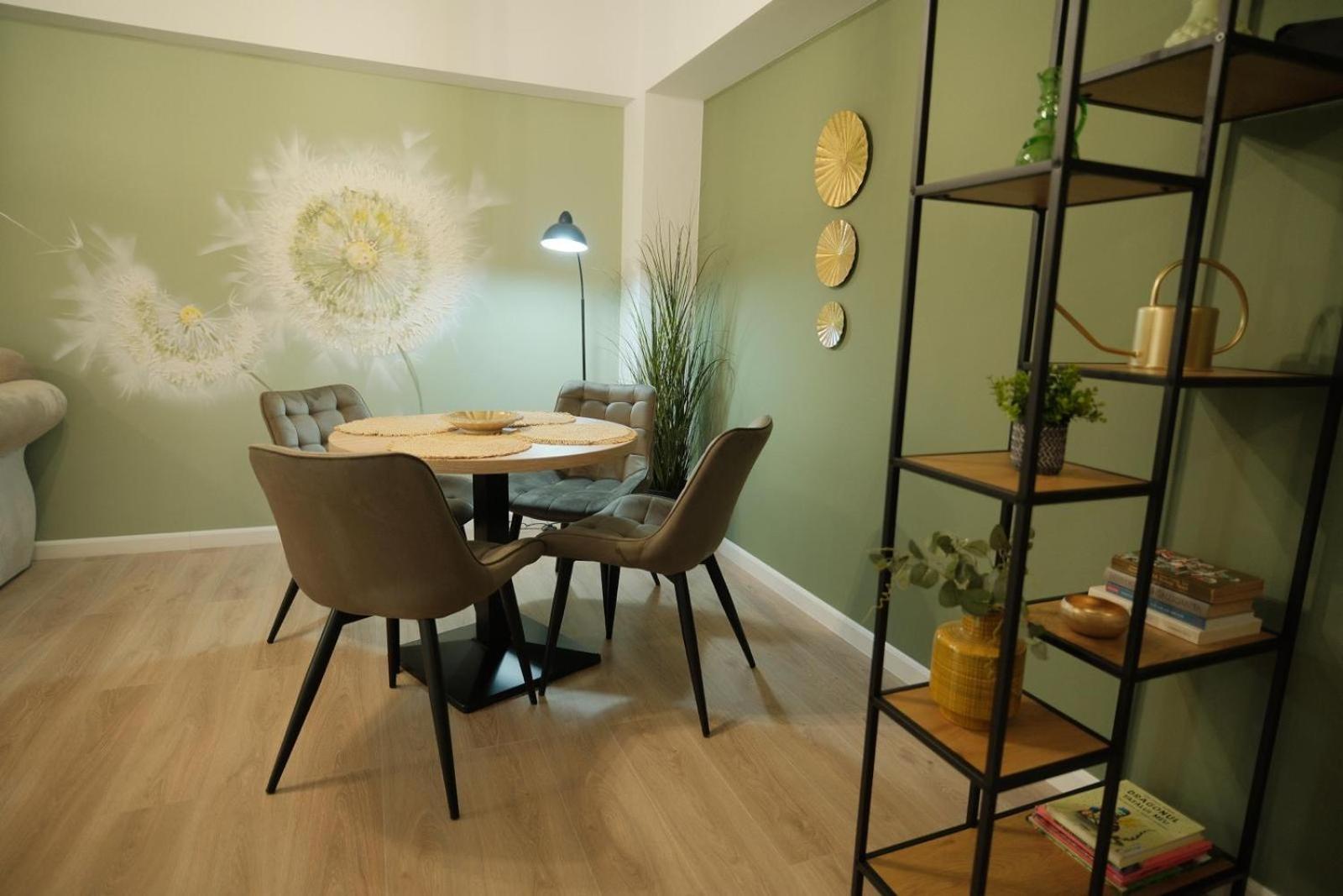 Green Studio Targu Neamt ภายนอก รูปภาพ